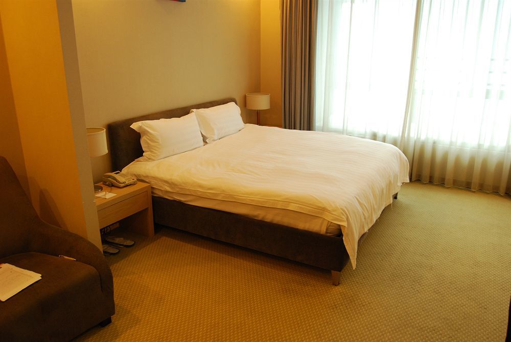 Hotel Urban Shanghaj Zewnętrze zdjęcie